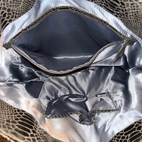 Large metallic tote - Picture 5 of 8